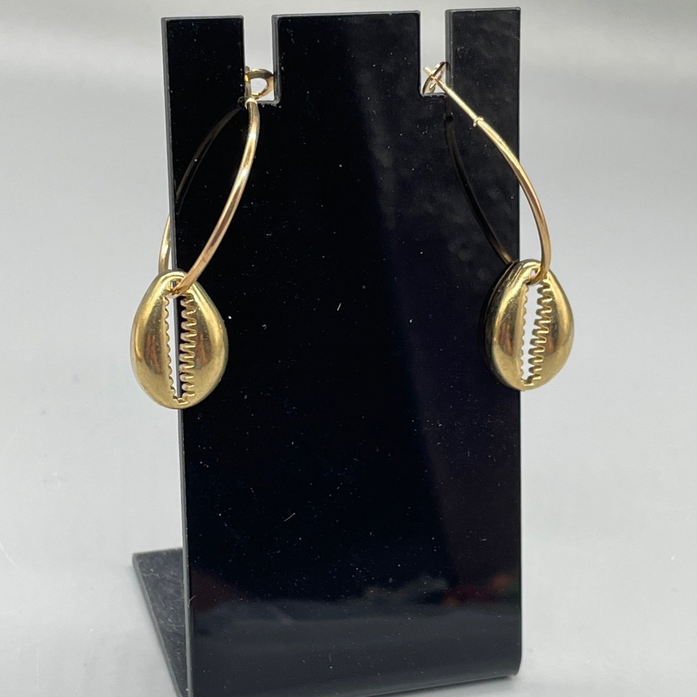 Gold Tone Cowrie Shell Hoop‎ Earrings Coastal Beach Nautical Latch Back